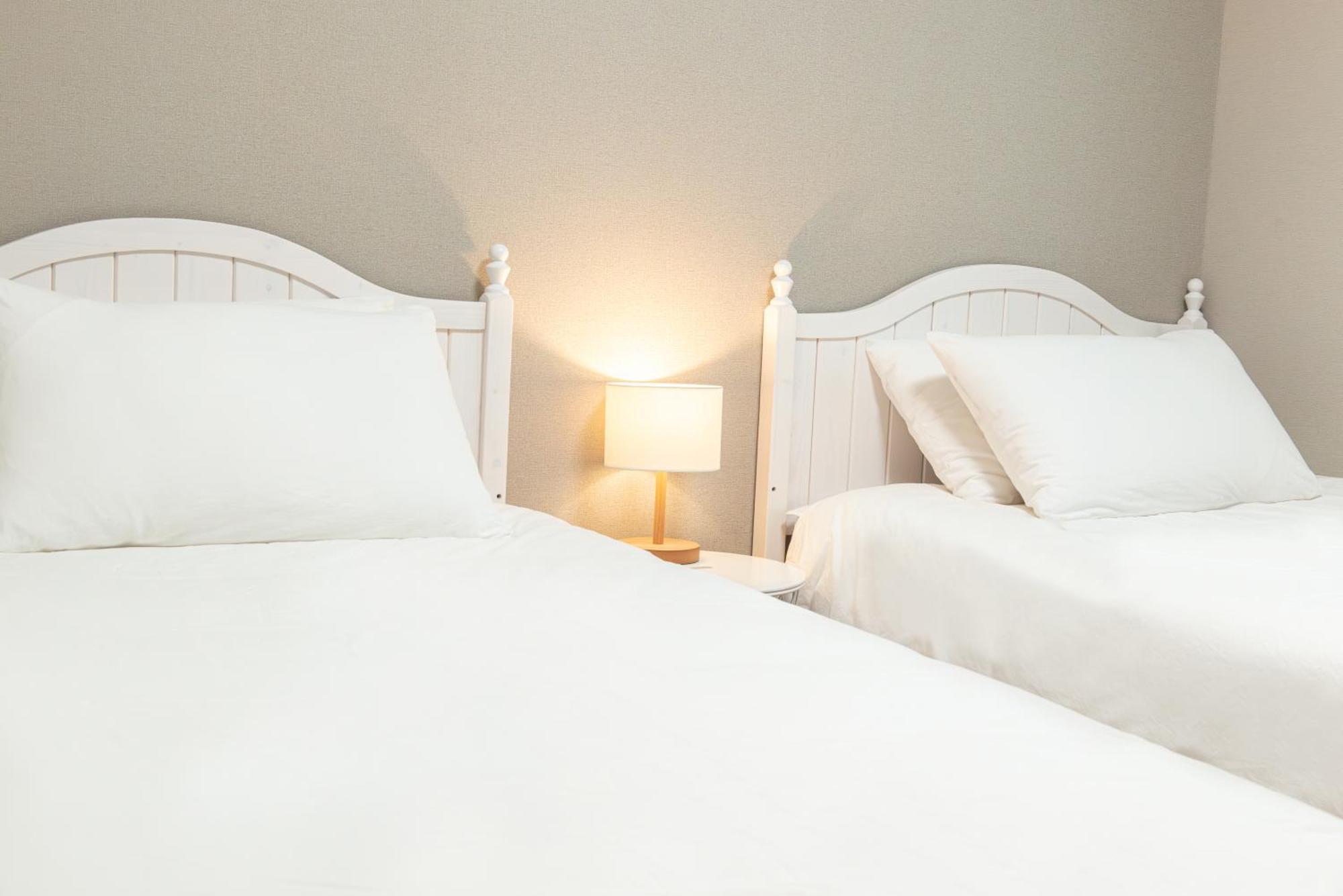 Incheon Airport Guest House King Экстерьер фото