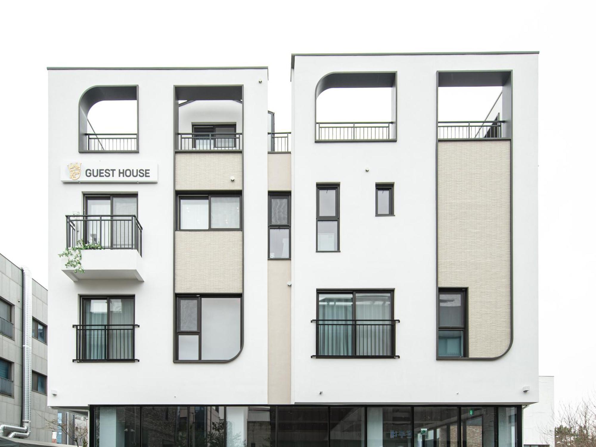Incheon Airport Guest House King Экстерьер фото