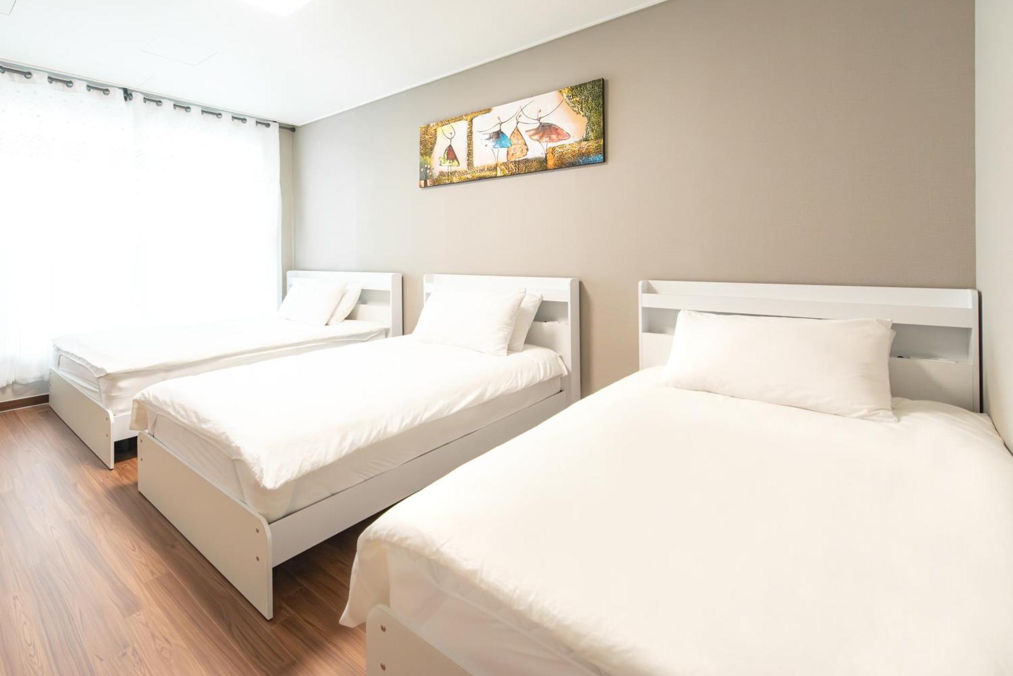 Incheon Airport Guest House King Экстерьер фото