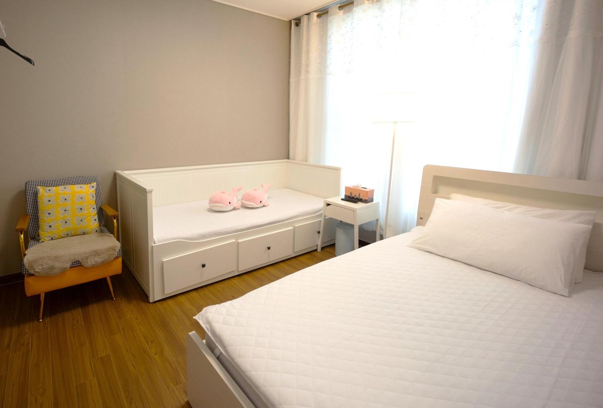 Incheon Airport Guest House King Экстерьер фото